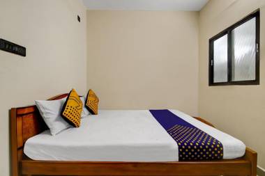 SPOT ON 73621 Srinivasa Boarding And Lodging