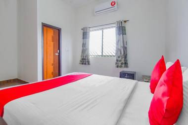 OYO 72821 SKL Grand Rooms