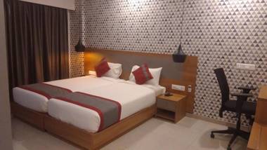 Parkwood Suites Kadubeesanahalli-Fully Vaccinated Staff