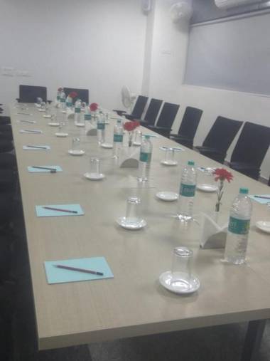 Parkwood Suites Kadubeesanahalli-Fully Vaccinated Staff