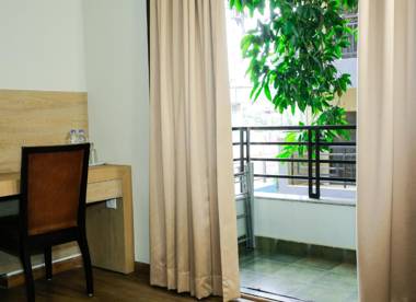 TRANSTREE CORPORATE SUITE