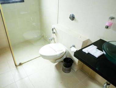 TRANSTREE CORPORATE SUITE