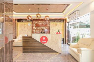 OYO Flagship 77727 Hotel Blue Bell