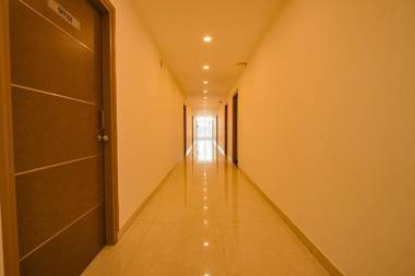 FabHotel Champion Gateway