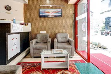 OYO Townhouse 82047 SRK Live Inn Castle