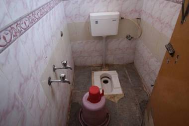 Sri Balaji Paradise Deluxe Lodge