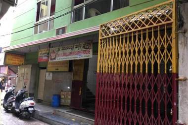 Goroomgo Sri Vijay Palace Lodging Bengaluru