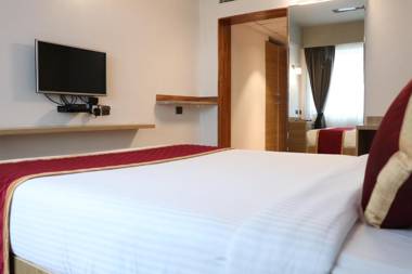 ICON Express by BHAGINI Hoodi