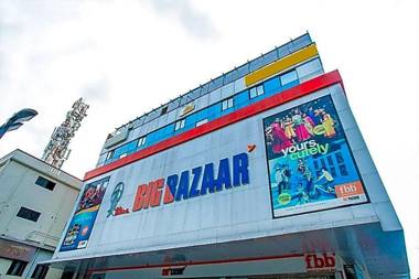 Capital O 5683 SS Suites