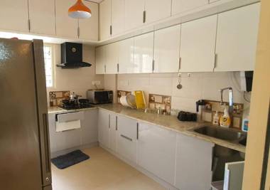 Lovely Fully Furnished 3BHK Flat