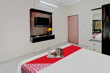 OYO 87519 Nra Residency