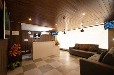 Royale sapphire Suites