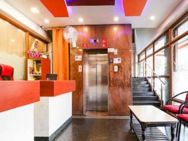 Hotel Shivaals Residency