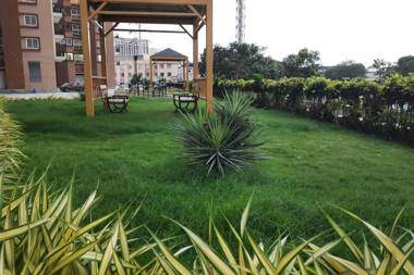 Exotic 3BHK with kitchen for Families only