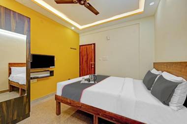 Collection O 92702 Sri Sapthagiri