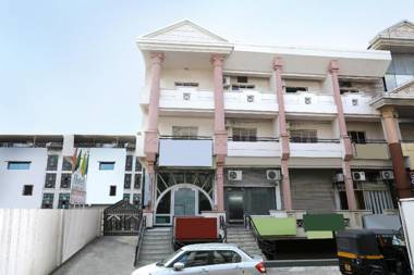 OYO Flagship 12049 Hotel Ravi Kiran Executive