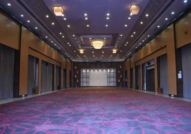 Hotel President Banquet & Lawn