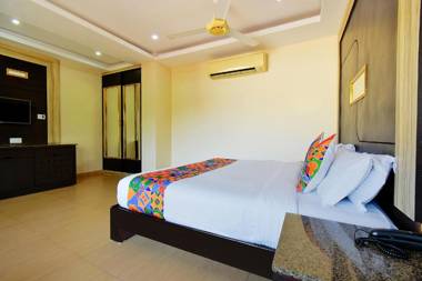 FabHotel Casa De Baga