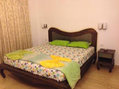 Pool Facing Apartment in Riviera Foothills Near Baga Arpoara