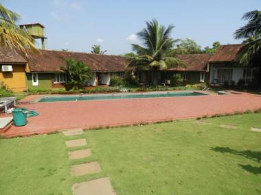 Services (Self Catering) Villas 8 and 9