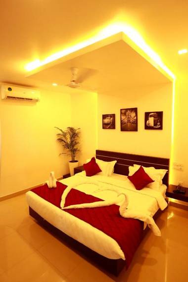 ORFILA INN Airport Hotel