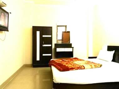 Hotel Sukhman International