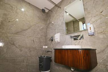 Hotel Sapphire Opposite Golden Temple