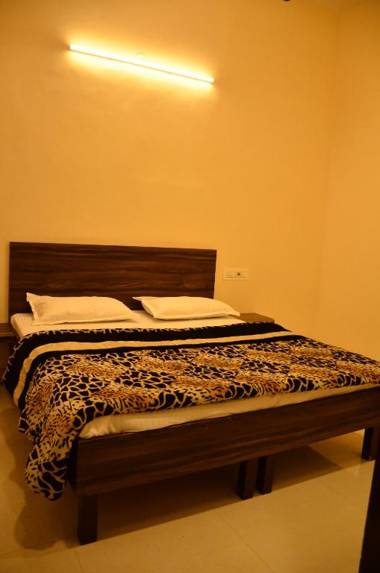 Bindra Paradise 800 Meter From Golden Temple