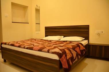 Bindra Paradise 800 Meter From Golden Temple