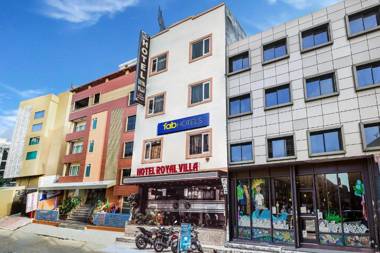 FabHotel Royal Villa Hussainpura Chowk