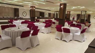 Hotel Makhan Residency