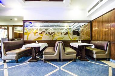 FabHotel Model Town Heights