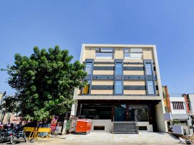 OYO 72545 S R Guest House