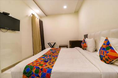 FabHotel Golden Home