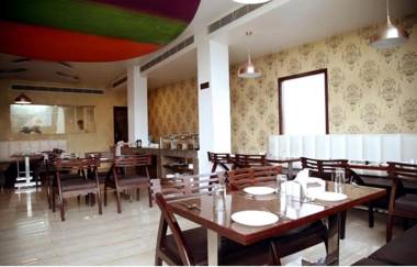 DIEU Sallow royal suites