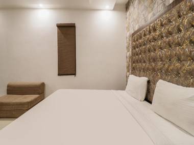 Collection O 81862 Hotel Platinum Inn And Suites