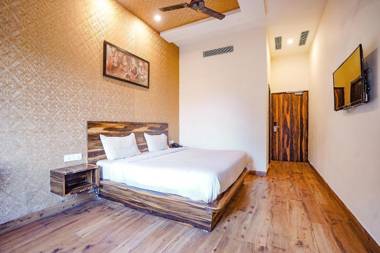 FabHotel Sallow Grand