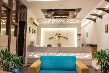 Hotel Royal's Grand Galaxy