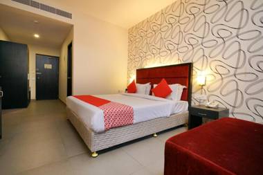 Capital O 15754 Mookkannoor Tourist Home