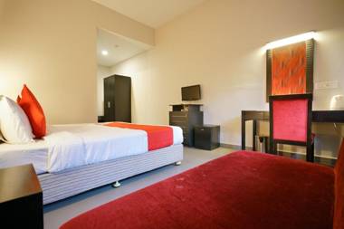 Capital O 15754 Mookkannoor Tourist Home