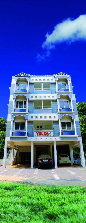 Yelza Hotel and Residence