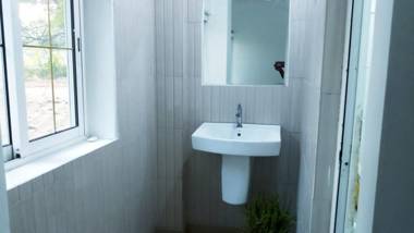 Jinan palace out house