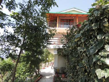 Kasar Himalaya Holiday Home