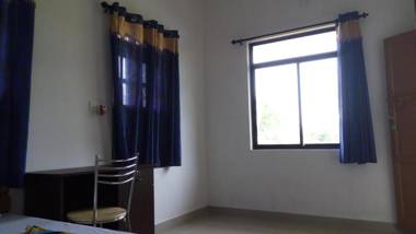 Sea Breeze Beach Home Stay