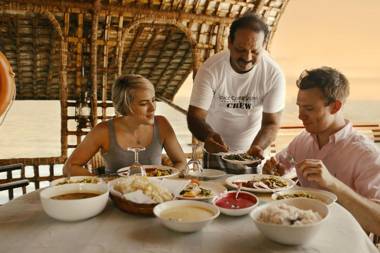 Spice Coast Cruises - Houseboat