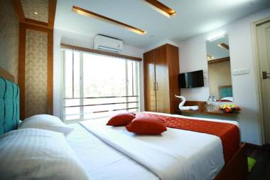 Southern Panorama Houseboats