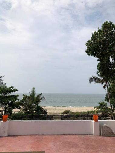 Lemon Dew Beach House