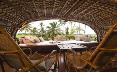 Best Kerala Houseboat