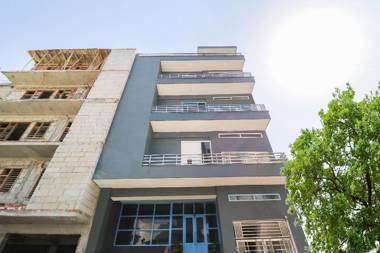 OYO 73882 South Red Fort Inn