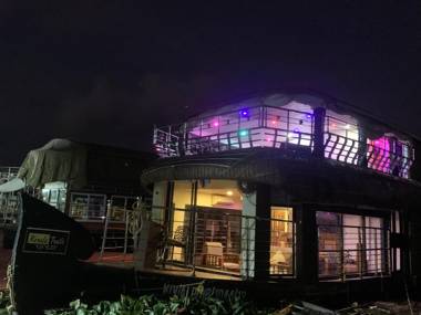 Keralatrails Houseboat